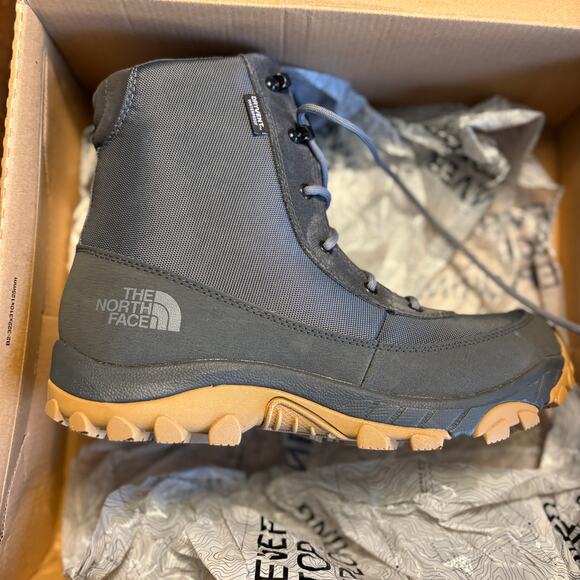 North Face Mens Chilkat Nylon II Boots 9.5 Gray NWT Snow Rain Hike Camp Outdoor North Face Mens Chilkat Nylon II Boots 9.5 Gray NWT Snow  main image 2